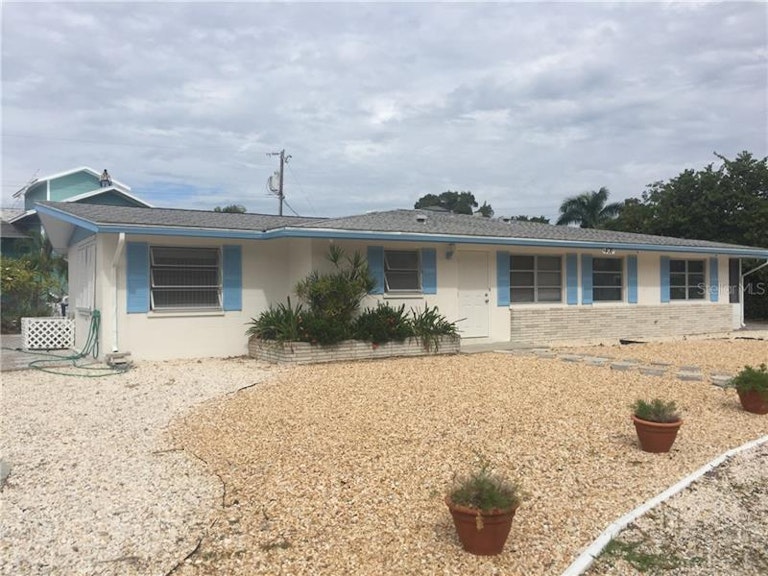 Photo 1 of 14 - 408 71st St Unit A, Holmes Beach, FL 34217