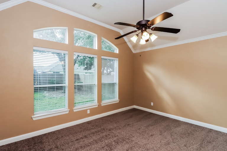 Photo 16 of 27 - 6030 Emberwood Falls Dr, Katy, TX 77494
