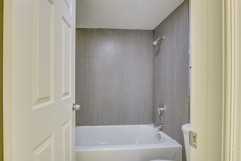 Photo 21 of 26 - 3939 E Waltann Ln, Phoenix, AZ 85032