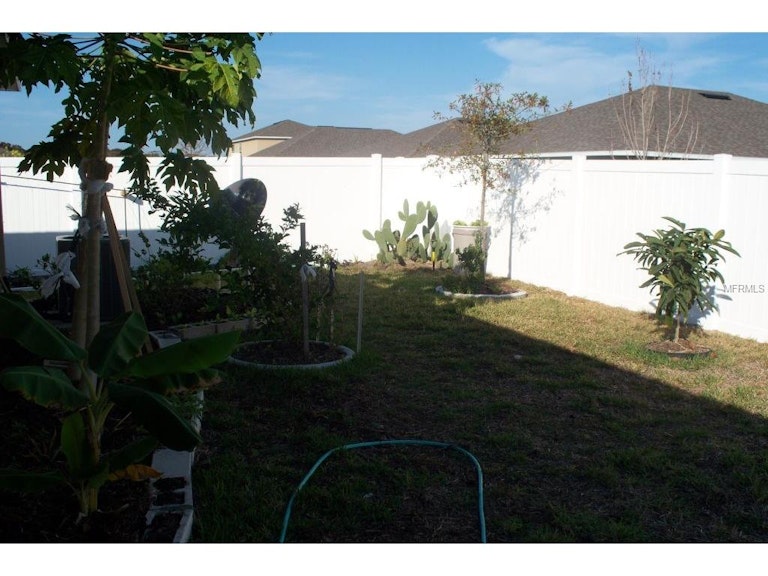 Photo 23 of 25 - 18334 Waydale Loop, Hudson, FL 34667