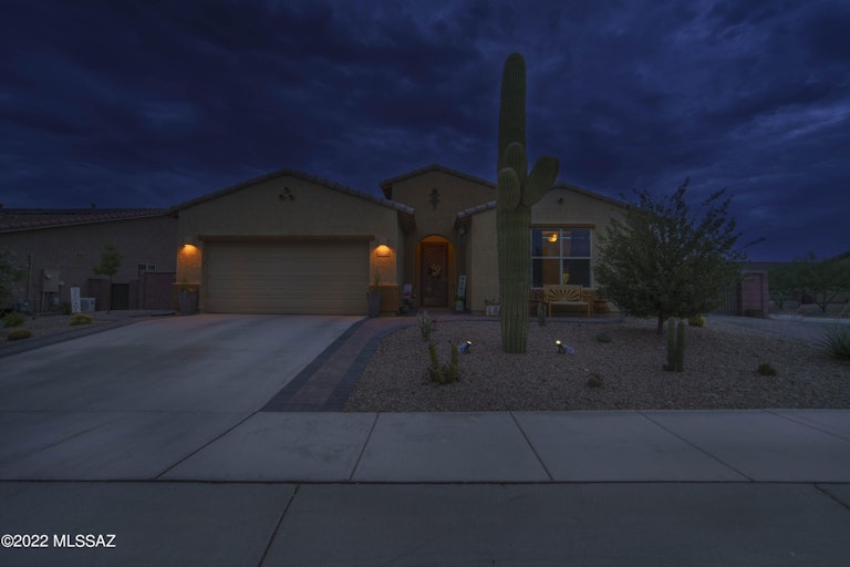 Photo 31 of 41 - 1501 E Lower Mine Ln, Sahuarita, AZ 85629