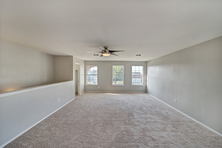 Photo 24 of 33 - 2305 Hickory Ct, Little Elm, TX 75068