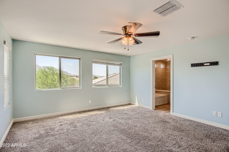 Photo 15 of 28 - 2773 E Runaway Bay Pl, Gilbert, AZ 85298