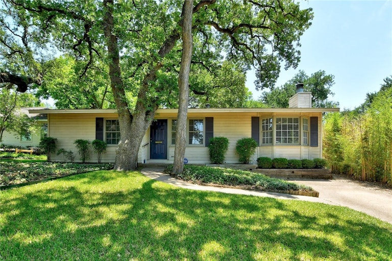 Photo 1 of 26 - 3007 Oakmont Blvd, Austin, TX 78703