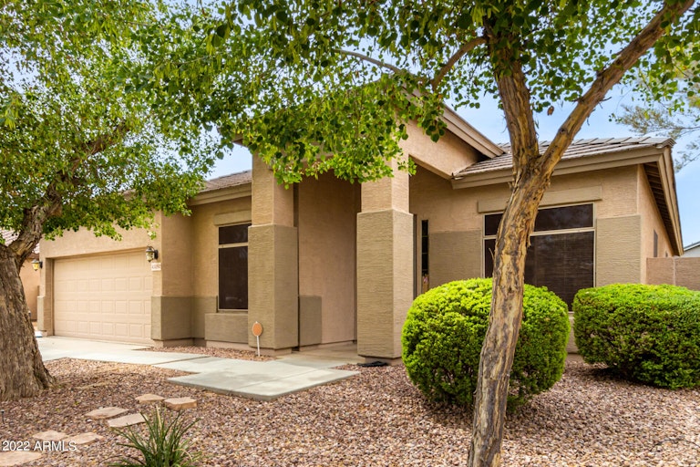Photo 4 of 45 - 43292 W Oakland Ct, Maricopa, AZ 85138
