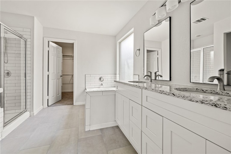 Photo 13 of 16 - 2200 Amy Lynn Ln, Cedar Park, TX 78613