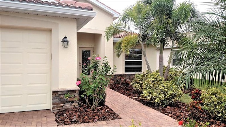 Photo 10 of 25 - 11679 Anhinga Ave, Venice, FL 34292