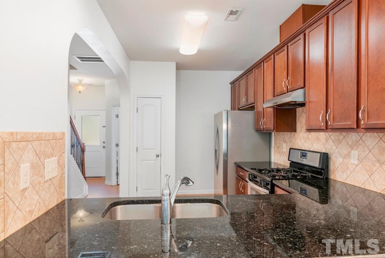 Photo 12 of 25 - 68 Intuition Cir, Durham, NC 27705
