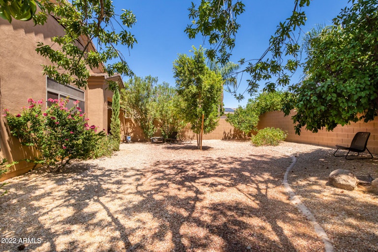 Photo 27 of 34 - 3903 E Carson Rd, Phoenix, AZ 85042