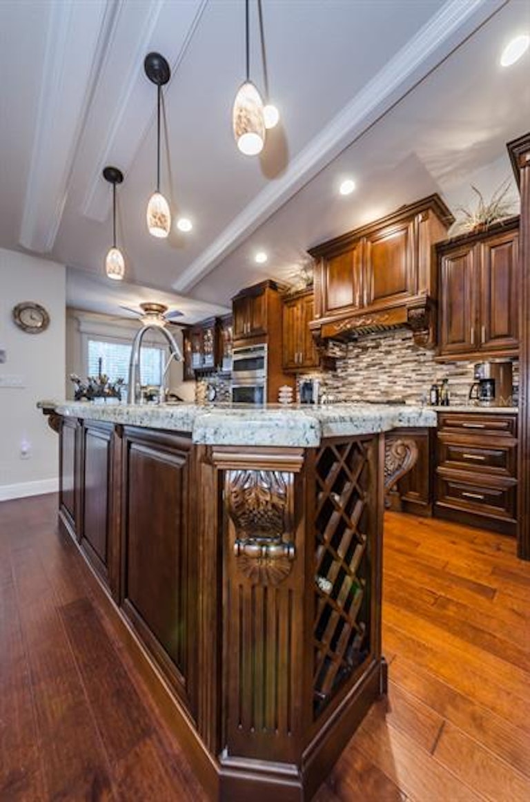 Photo 11 of 25 - 6328 Ridge Top Dr, New Port Richey, FL 34655