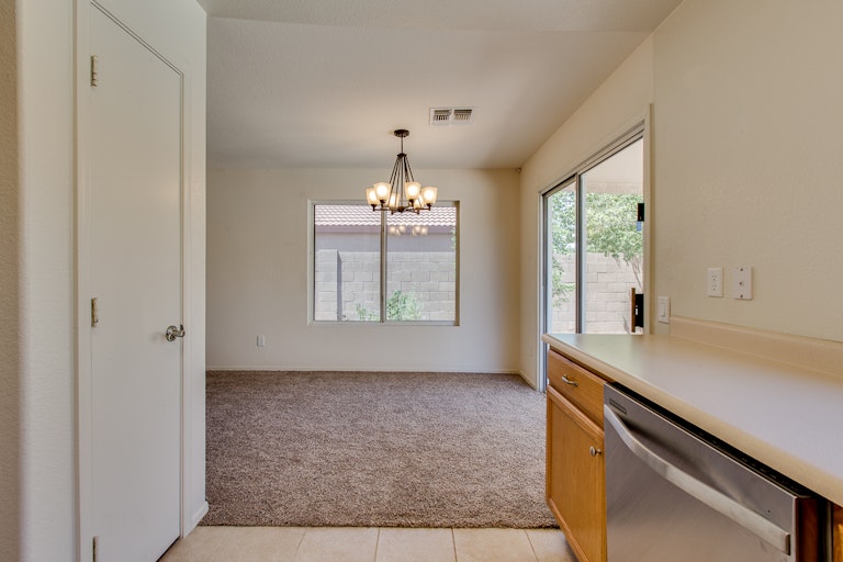 Photo 8 of 30 - 1858 E Carla Vista Dr, Chandler, AZ 85225