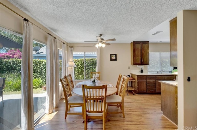 Photo 6 of 27 - 29292 Edgewood Rd, San Juan Capistrano, CA 92675