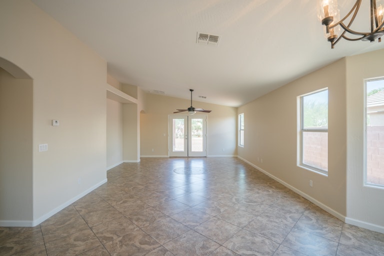 Photo 2 of 26 - 953 S 242nd Dr, Buckeye, AZ 85326