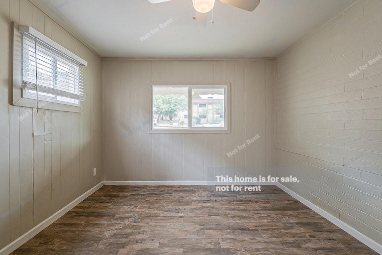 Photo 26 of 30 - 1127 E Butler Dr, Phoenix, AZ 85020