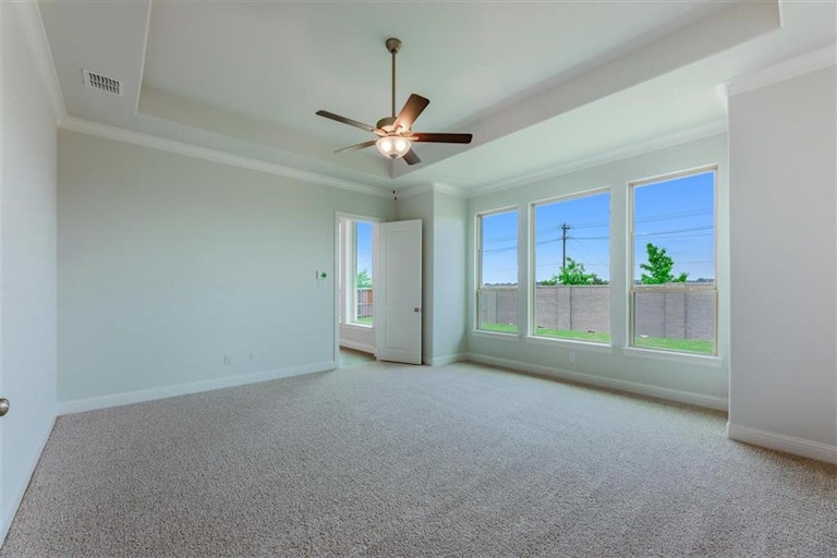 Photo 27 of 38 - 9442 Rockmount Dr, Dallas, TX 75243