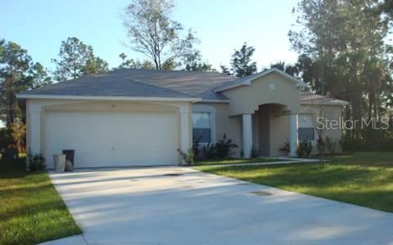 Photo 1 of 1 - 21 Fieldstone Ln, Palm Coast, FL 32137