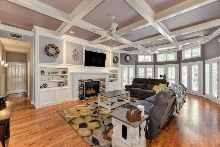 Photo 18 of 82 - 124 Woodsmoke Way, Folsom, CA 95630