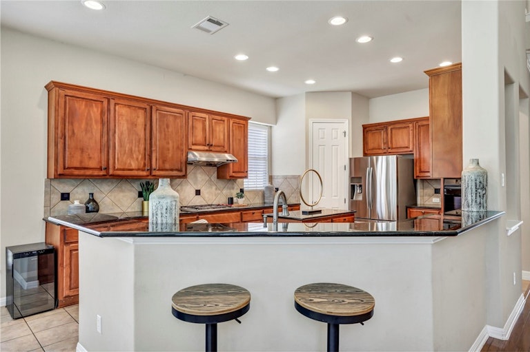 Photo 16 of 40 - 10301 Chestnut Ridge Rd, Austin, TX 78726