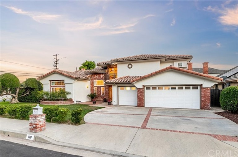 Photo 3 of 49 - 166 E Winnie Way, Arcadia, CA 91006