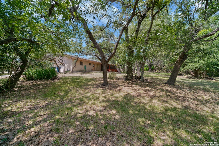 Photo 33 of 40 - 3351 Lockhill Selma Rd, San Antonio, TX 78230