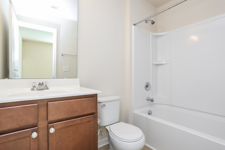 Photo 20 of 25 - 8512 Quarton Dr, Raleigh, NC 27616