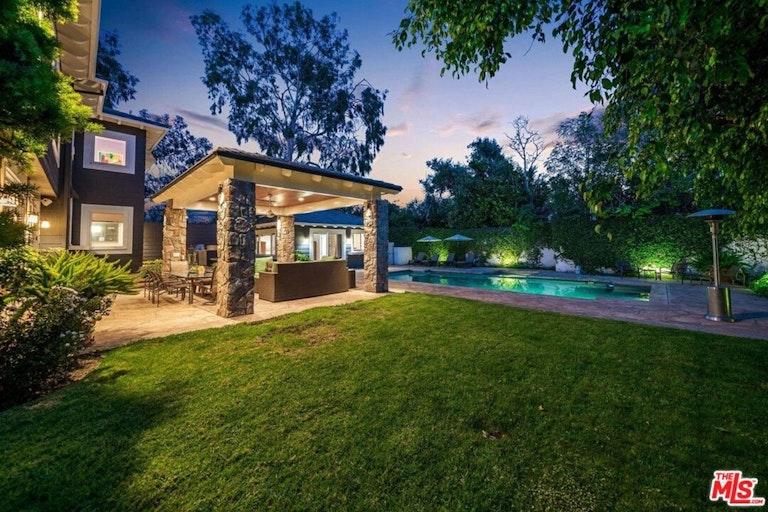 Photo 1 of 43 - 11706 Chaparal St, Los Angeles, CA 90049