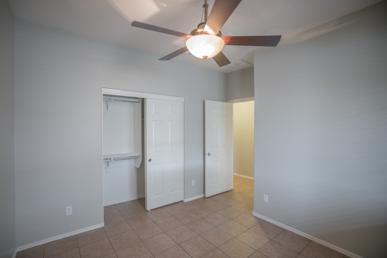 Photo 20 of 29 - 1740 W Twain Dr, Anthem, AZ 85086