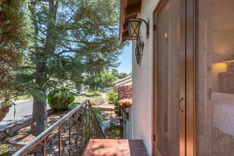 Photo 29 of 49 - 359 Heather Heights Ct, Monrovia, CA 91016