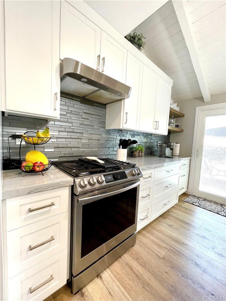 Photo 12 of 51 - 5807 E Monlaco Rd, Long Beach, CA 90808