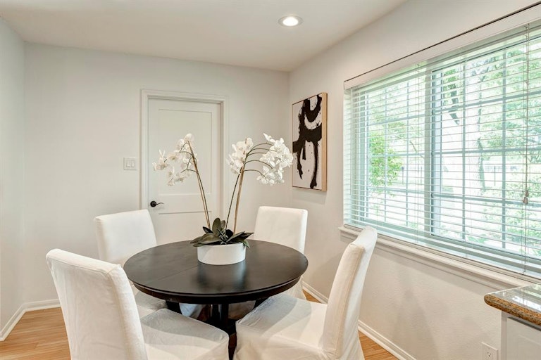 Photo 14 of 34 - 13519 Westport Ln, Houston, TX 77079