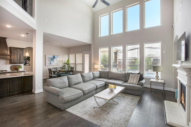 Photo 10 of 47 - 10610 Grace Hollow Dr, Cypress, TX 77433
