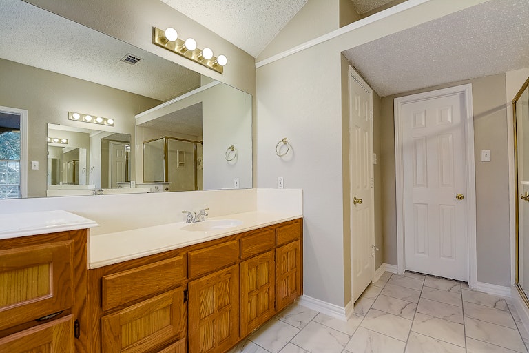 Photo 6 of 31 - 1110 Boyd Dr, Wylie, TX 75098