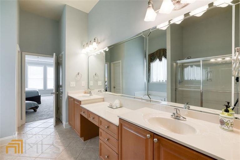 Photo 20 of 71 - 6021 Stillwater Pl, Flowery Branch, GA 30542