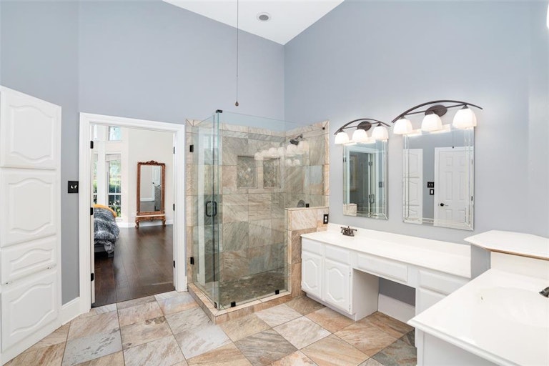 Photo 12 of 20 - 5410 Kingston Dr, Richardson, TX 75082