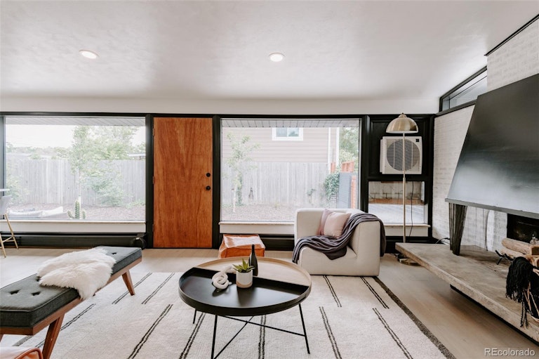 Photo 15 of 40 - 7140 Cherry St, Commerce City, CO 80022