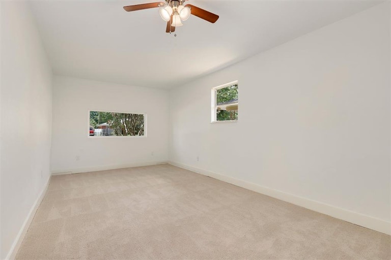 Photo 21 of 30 - 2118 Boyd St, Dallas, TX 75224