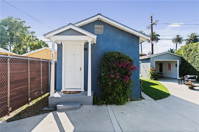 Photo 41 of 64 - 2841 S Palm Grove Ave, Los Angeles, CA 90016
