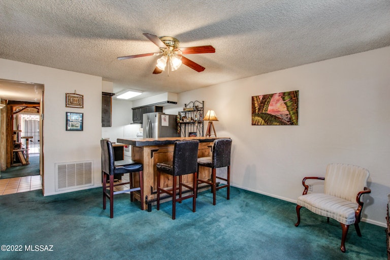 Photo 15 of 40 - 810 S Kolb Rd #64, Tucson, AZ 85710