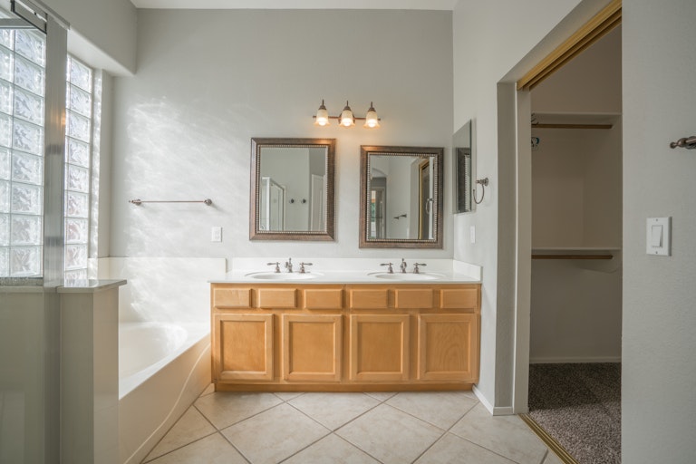 Photo 14 of 29 - 6509 W Piute Ave, Glendale, AZ 85308