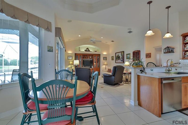 Photo 19 of 57 - 29 Clermont Ct, Palm Coast, FL 32137