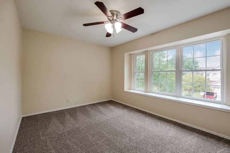 Photo 18 of 27 - 8027 Dove Trail Dr, San Antonio, TX 78244