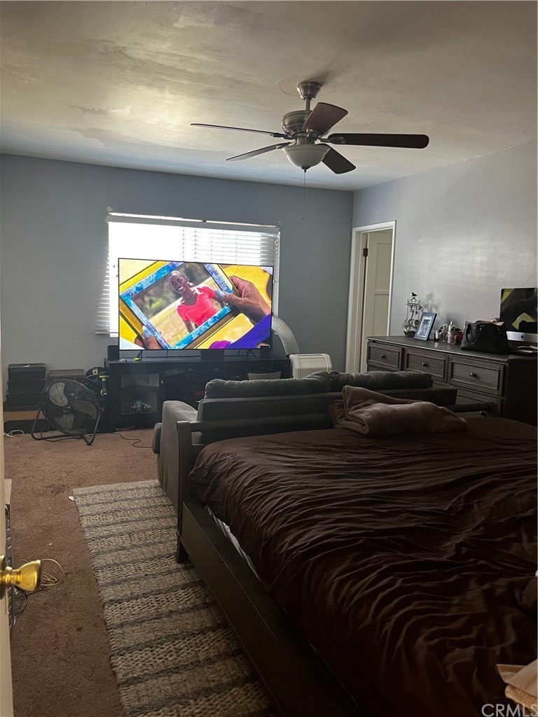 Photo 13 of 25 - 9630 Annetta Ave, South Gate, CA 90280