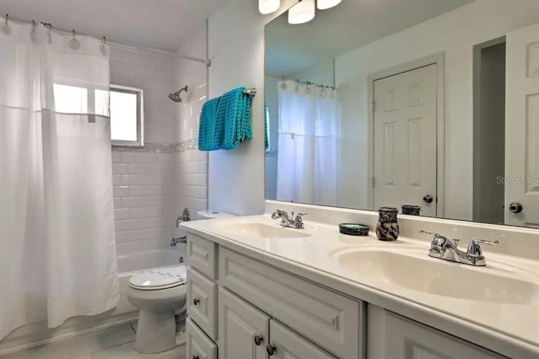 Photo 27 of 39 - 8213 Fan Palm Way, Kissimmee, FL 34747
