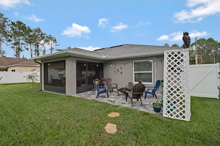 Photo 38 of 40 - 39 Rickenbacker Dr, Palm Coast, FL 32164