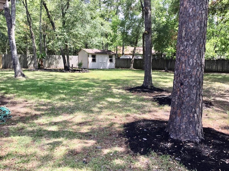 Photo 2 of 28 - 16518 Grommet Ct, Crosby, TX 77532