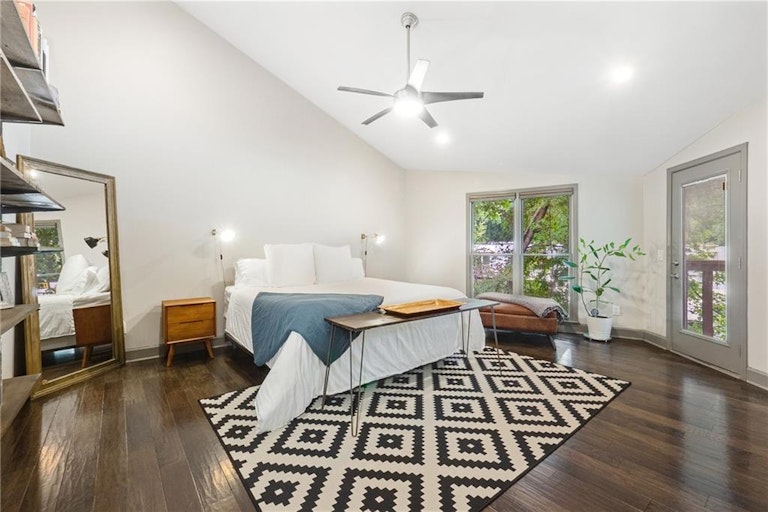 Photo 5 of 29 - 1467 Monroe Dr NE #4, Atlanta, GA 30324