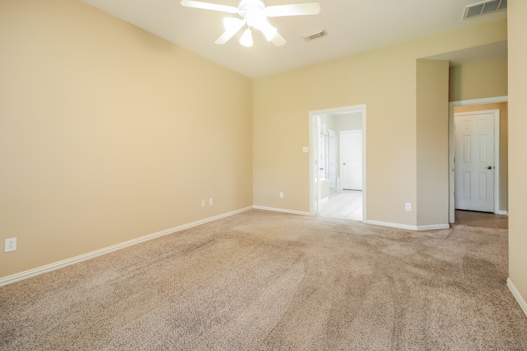 Photo 17 of 27 - 12407 N Austin Shore Dr, Cypress, TX 77433