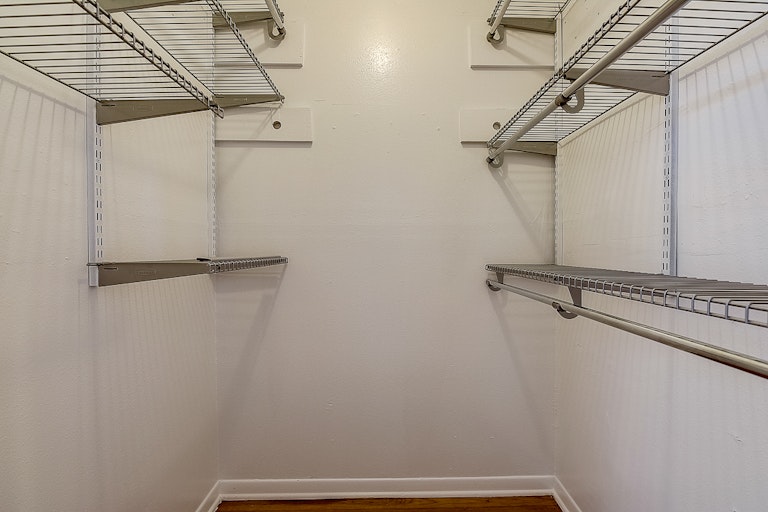 Photo 15 of 29 - 3470 Timberview Rd, Dallas, TX 75229