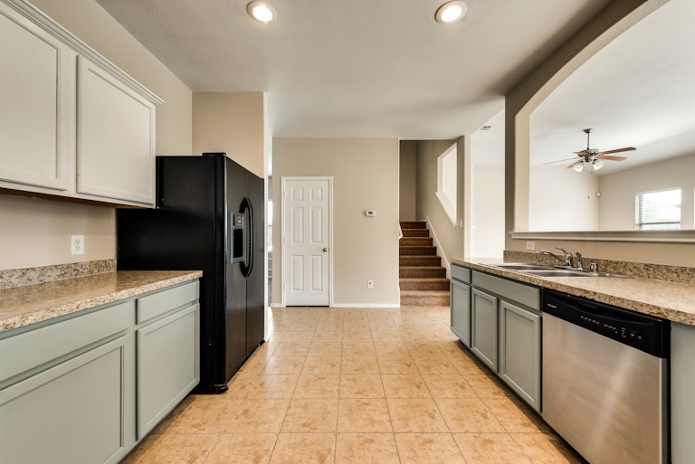 Photo 9 of 35 - 1110 Luton Dr, Prosper, TX 75078