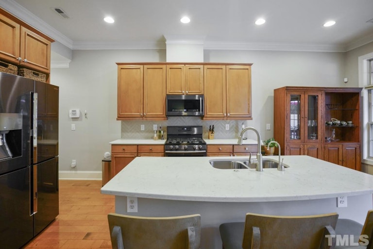 Photo 12 of 41 - 309 Sunstone Dr, Cary, NC 27519